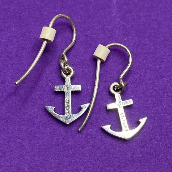 💛 Sterling Silver Artisan Made Anchor Earrings - Picture 3 of 4